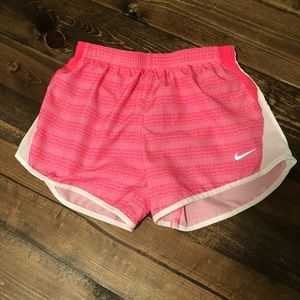 Nike Dri-Fit Girls Medium Pink Shorts